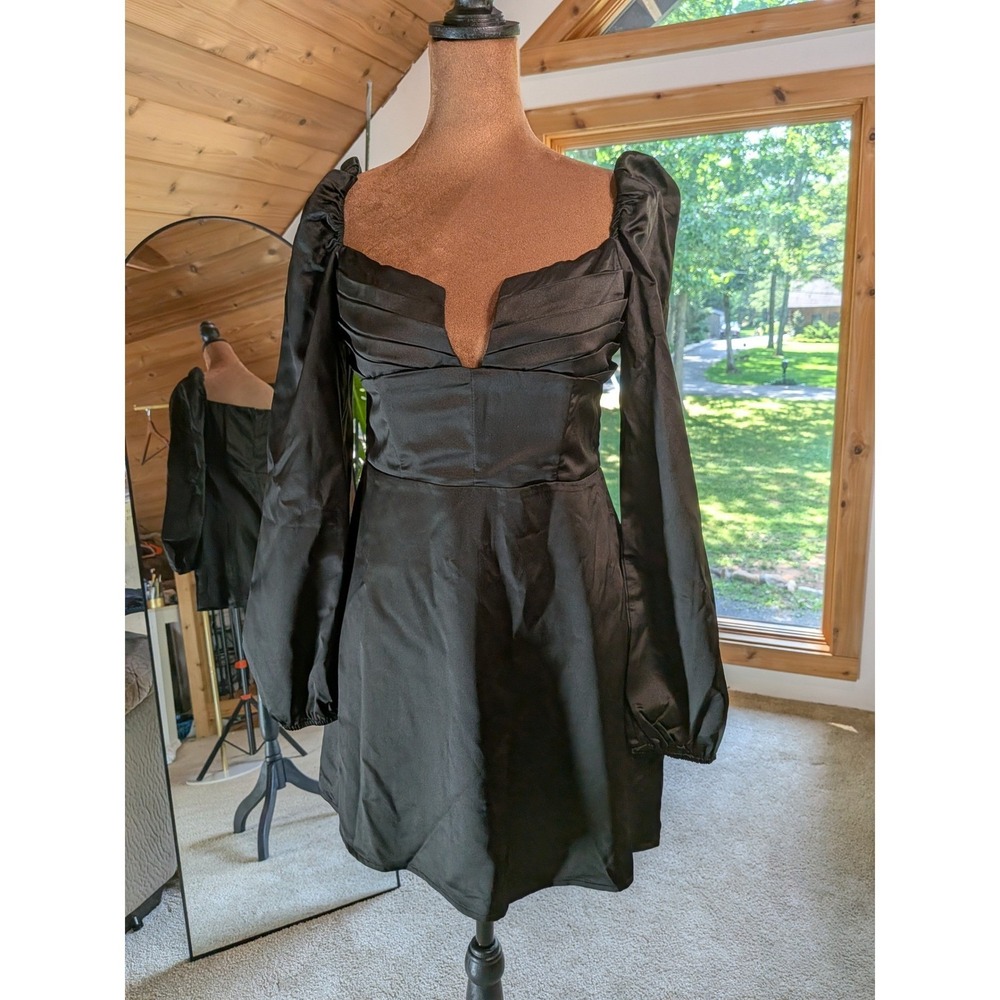 Princess Polly Black Satin Mini Dress Pleated V-Neck Long Sleeve Size 6